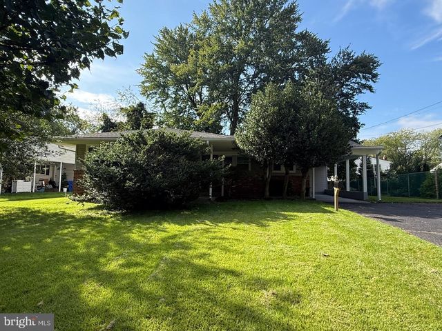 326 BROWNING LN, Cherry Hill, NJ 08003