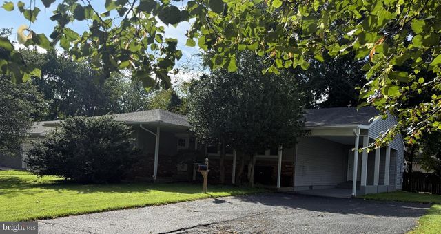 326 BROWNING LN, Cherry Hill, NJ 08003