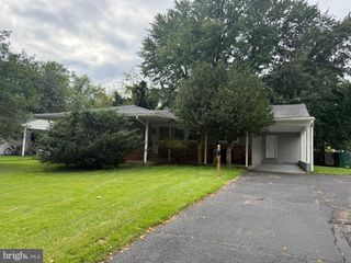 326 BROWNING LN, Cherry Hill, NJ 08003