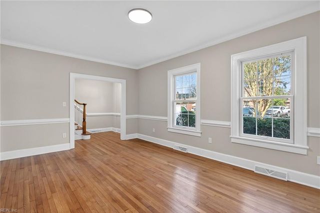 909 Howard PL, Suffolk, VA 23434