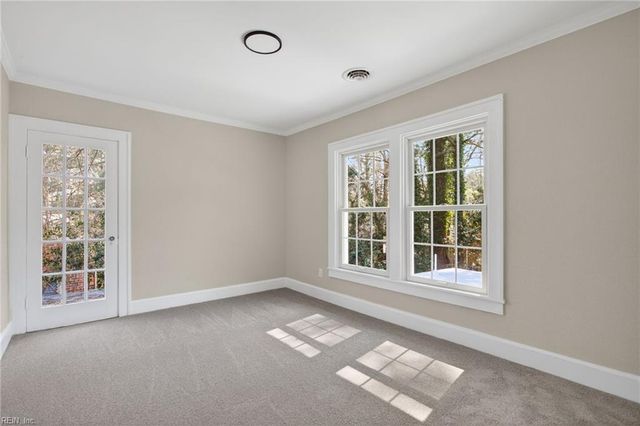 909 Howard PL, Suffolk, VA 23434