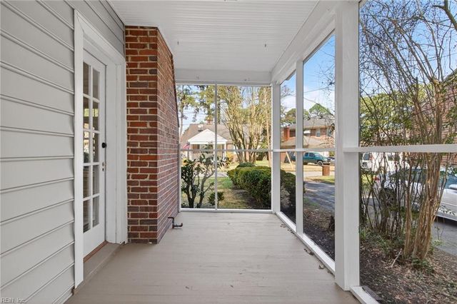 909 Howard PL, Suffolk, VA 23434