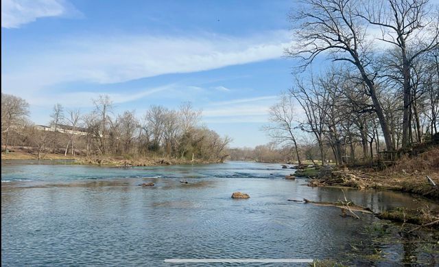 168 Riverview Drive, Mammoth Spring, MO 72554