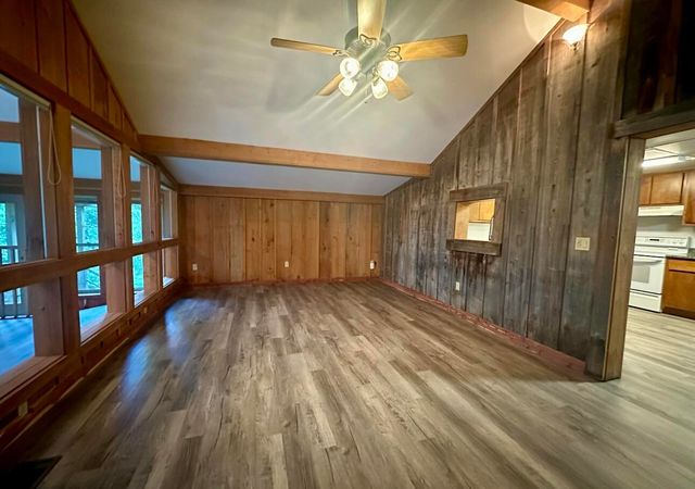 168 Riverview Drive, Mammoth Spring, MO 72554