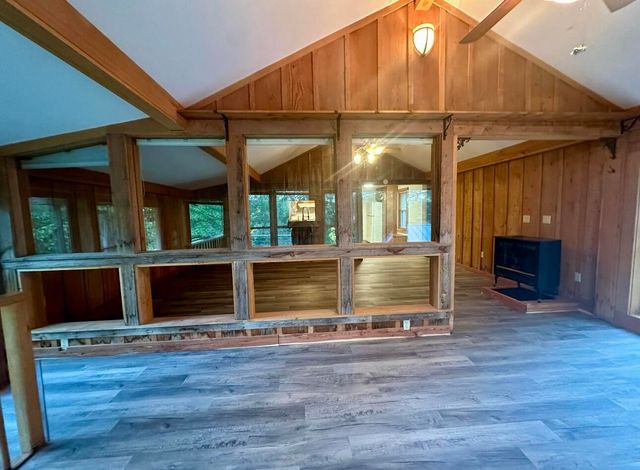 168 Riverview Drive, Mammoth Spring, MO 72554