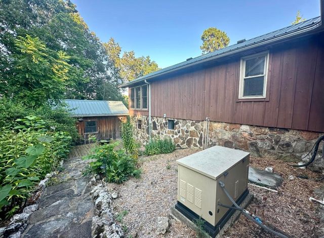 168 Riverview Drive, Mammoth Spring, MO 72554