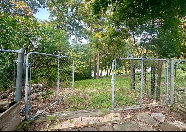 168 Riverview Drive, Mammoth Spring, MO 72554