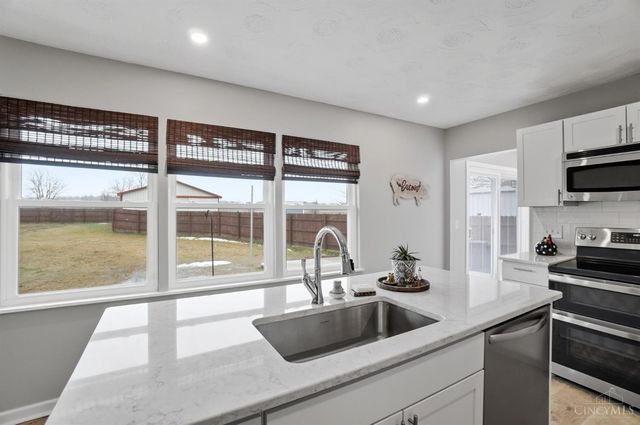 7279 Fairground Road, Blanchester, OH 45107