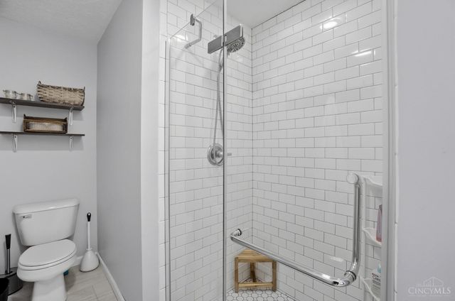 7279 Fairground Road, Blanchester, OH 45107