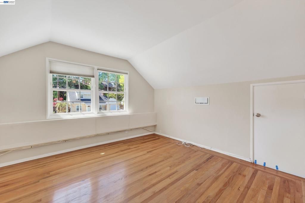 Image 16 of property listing at 4225 Sherwood Ct, Concord, CA 94521