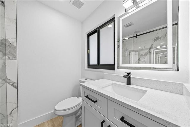 1242 Forsyth DR, North Fort Myers, FL 33903