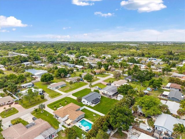 1242 Forsyth DR, North Fort Myers, FL 33903