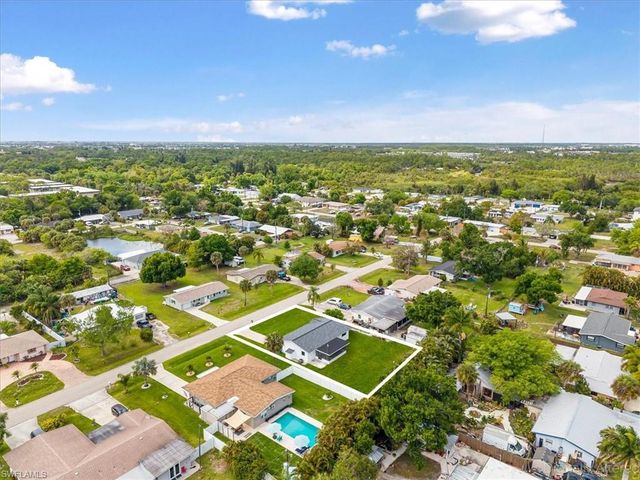 1242 Forsyth DR, North Fort Myers, FL 33903