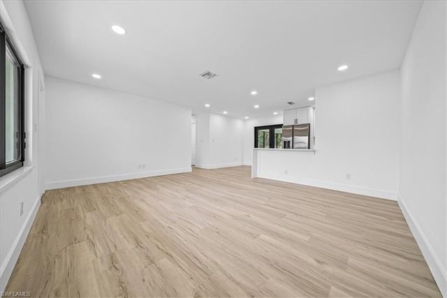 1242 Forsyth DR, North Fort Myers, FL 33903