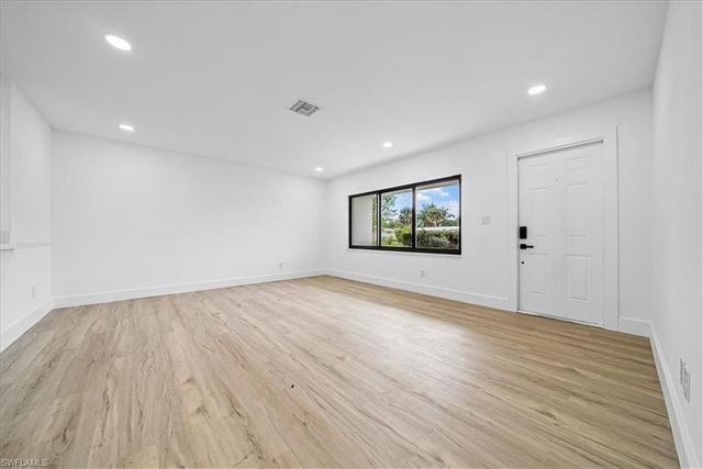 1242 Forsyth DR, North Fort Myers, FL 33903