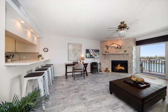 9815 HARRELL AVENUE 503, Treasure Island, FL 33706