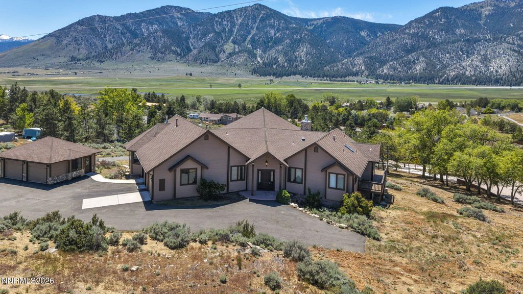 499 Alpine View Court, Carson City, NV 89705