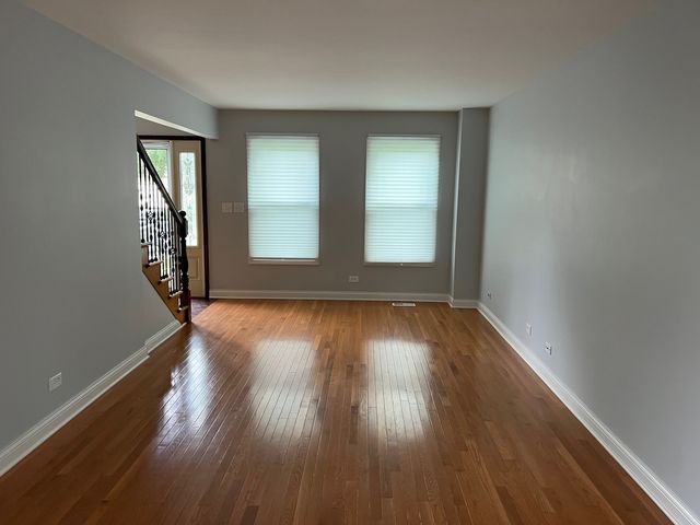 926 Aspen Drive, Lombard, IL 60148