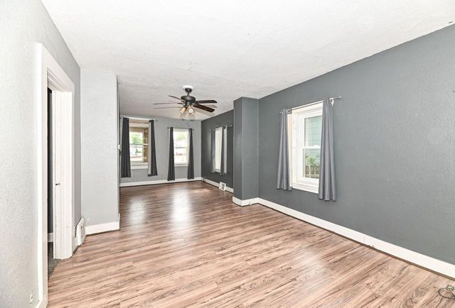 1721 Spring PLACE, Racine, WI 53404
