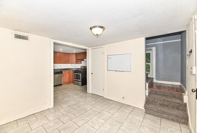 1721 Spring PLACE, Racine, WI 53404