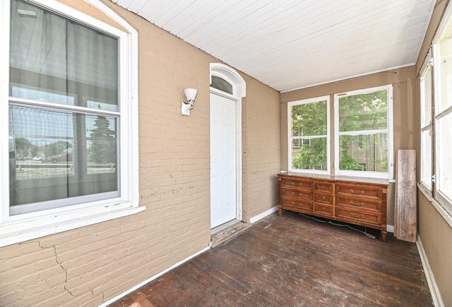 1721 Spring PLACE, Racine, WI 53404