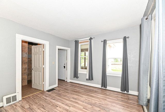 1721 Spring PLACE, Racine, WI 53404