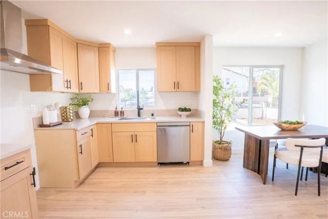 15528 Cobalt, Sylmar, CA 91342