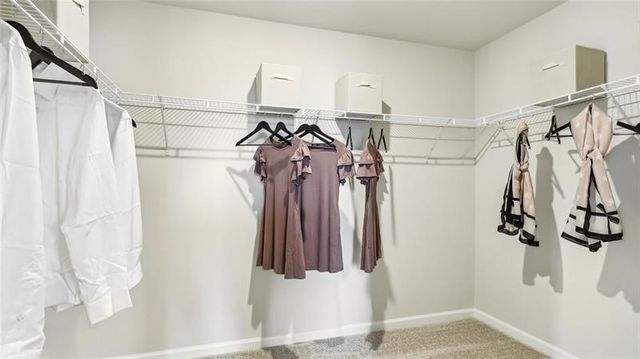 343 Leslie Farms Dr, Connoquenessing Boro, PA 16033