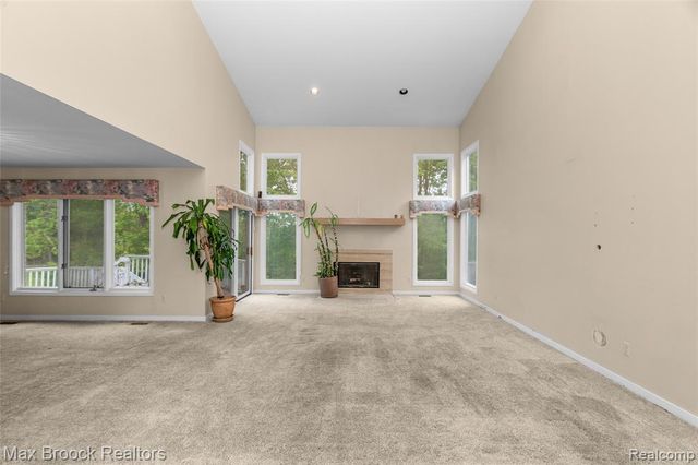 5199 Shenandoah Court, West Bloomfield, MI 48323