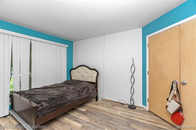 5199 Shenandoah Court, West Bloomfield, MI 48323
