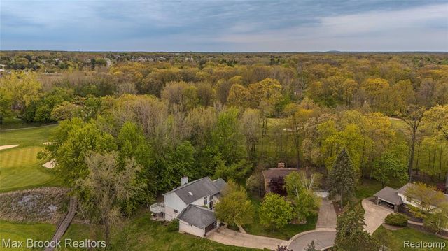 5199 Shenandoah Court, West Bloomfield, MI 48323