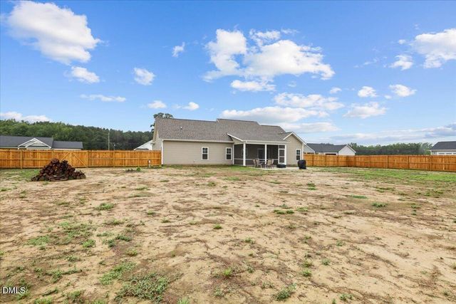 21 Oakbridge Way, Princeton, NC 27569