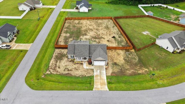 21 Oakbridge Way, Princeton, NC 27569