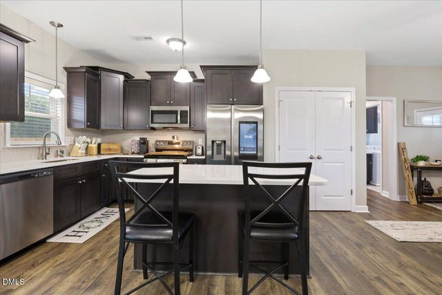 21 Oakbridge Way, Princeton, NC 27569