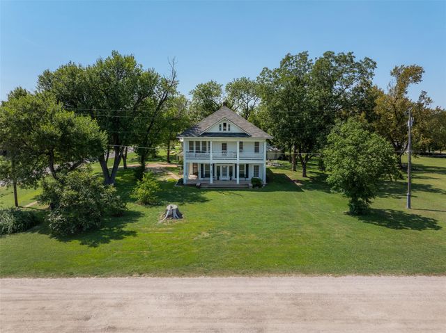 1008 Railroad, Thornton, TX 76687