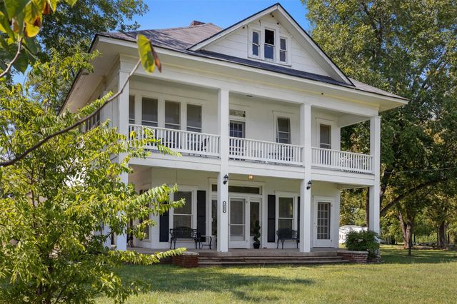1008 Railroad, Thornton, TX 76687
