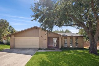 7110 Forestview Drive, Arlington, TX 76016