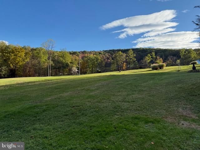 142 CASHMAN RD, Altoona, PA 16601