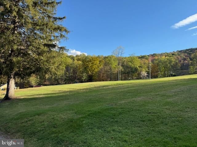 142 CASHMAN RD, Altoona, PA 16601