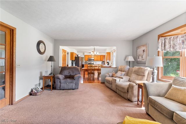 12340 Waterfall Avenue NW, Uniontown, OH 44685