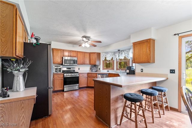 12340 Waterfall Avenue NW, Uniontown, OH 44685