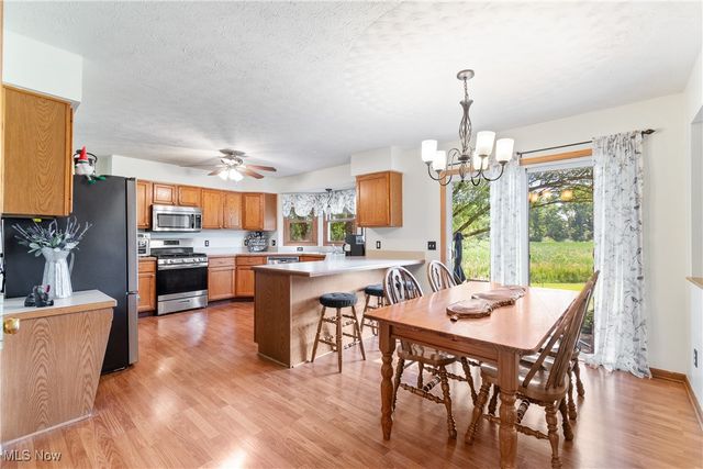 12340 Waterfall Avenue NW, Uniontown, OH 44685