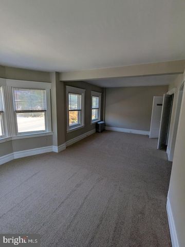 1240 E HIGH ST, Pottstown, PA 19464