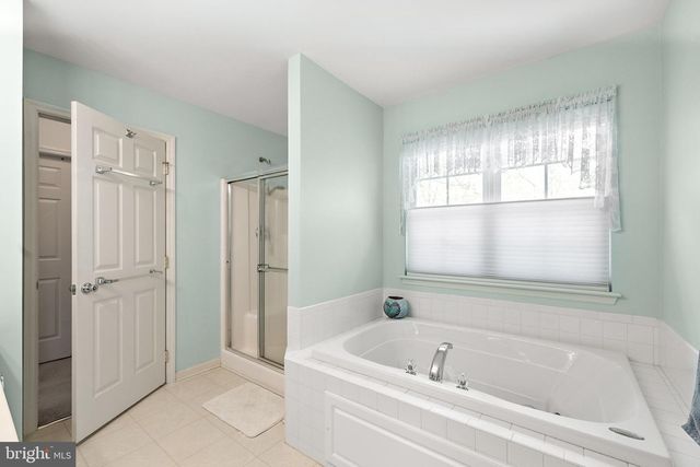 104 GLENCOE CT, Newark, DE 19702