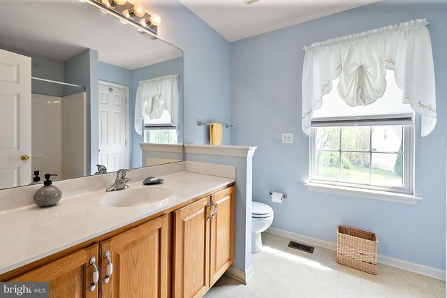 104 GLENCOE CT, Newark, DE 19702