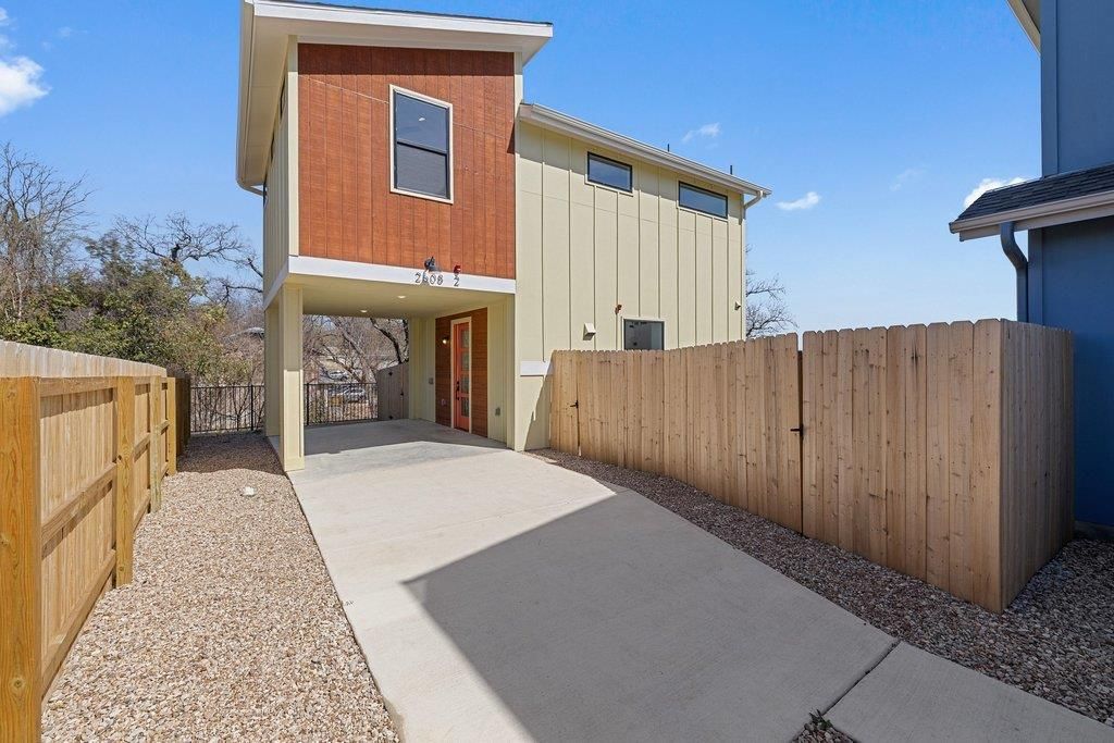 2608 Bristol DR B, Austin, TX 78723