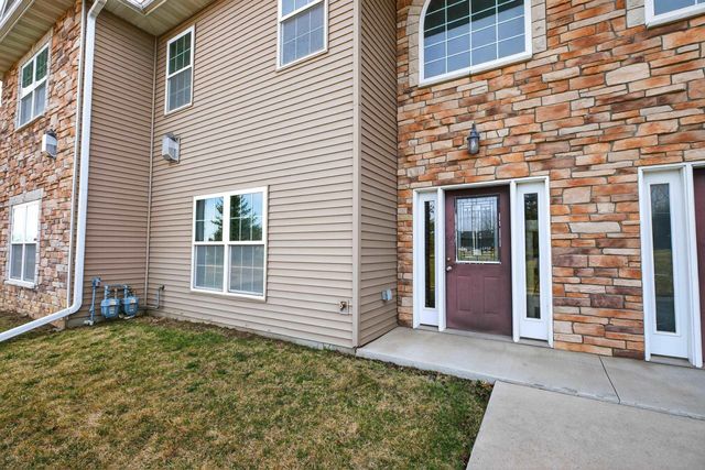 4503 Wild Rose Court, Cedar Falls, IA 50613