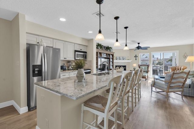 641 GARLAND CIRCLE, Indian Rocks Beach, FL 33785