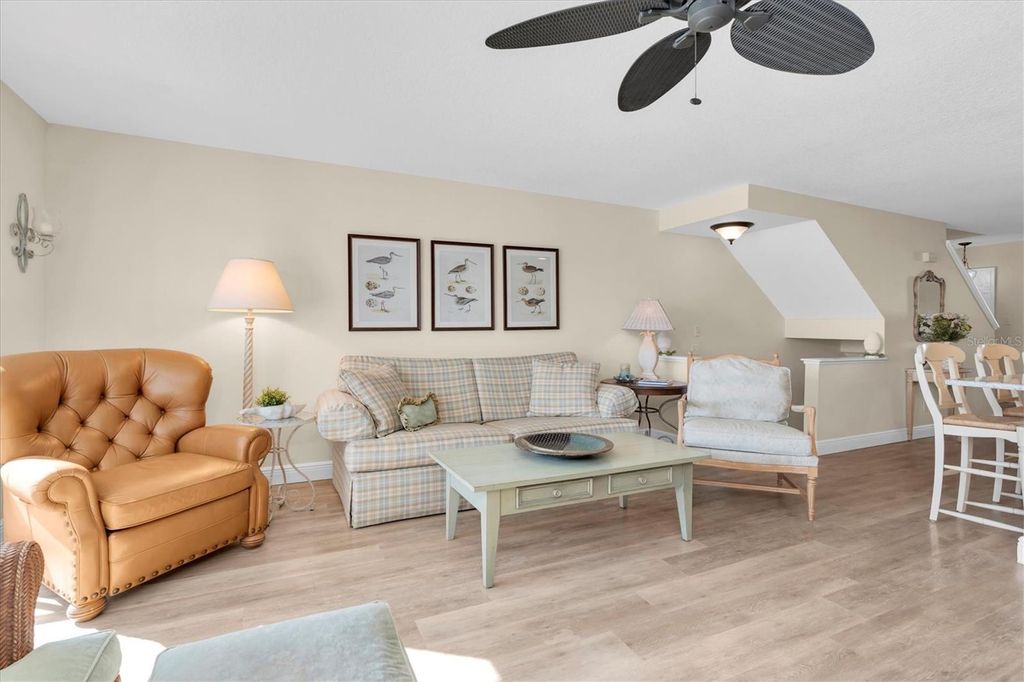 Image 11 of property listing at 641 GARLAND CIRCLE, Indian Rocks Beach, FL 33785