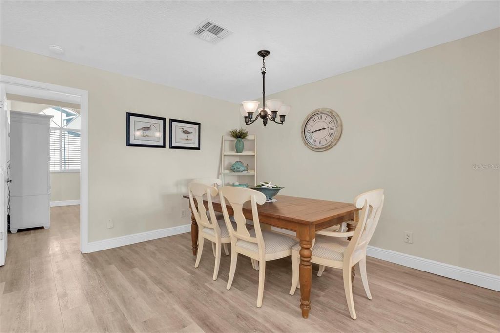 Image 15 of property listing at 641 GARLAND CIRCLE, Indian Rocks Beach, FL 33785